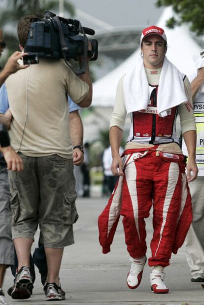 Fernando Alonso, tras la sesión de calificación del Gran Premio de Malasia.