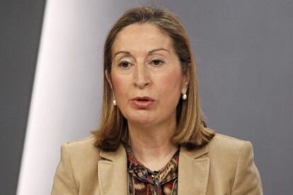 La ministra de Fomento, Ana Pastor, este viernes.