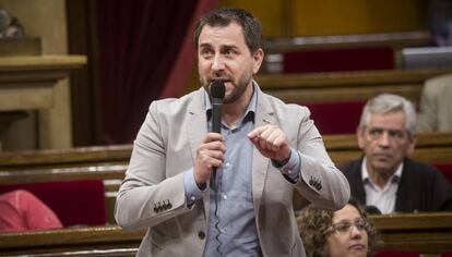 El consejero de Salud, Toni Com&iacute;n, en una sesi&oacute;n del Parlament