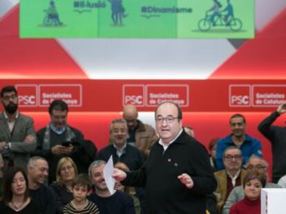 El líder del PSC se declara favorable a que sean trasladados a las cárceles catalanas