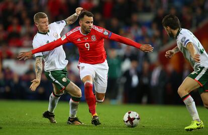 Hal Robson-Kanu durante un partido ante Irlanda en 2017.