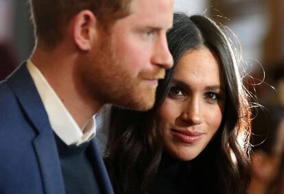 Meghan Markle e príncipe Harry assistem a uma recepção no palácio de Holyroodhouse de Edimburgo (Escócia), em 13 de fevereiro de 2018.