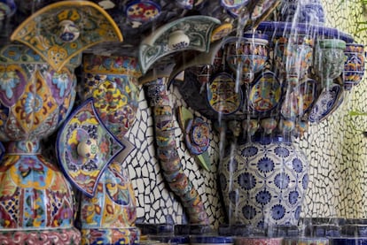 Fuente-altar de Puebla de Zaragoza, en México, elaborado cojn cerámica de Talavera. |