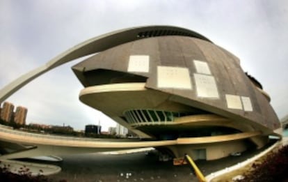 The Palau de les Arts in Valencia, after its defective ceramic shell was removed.