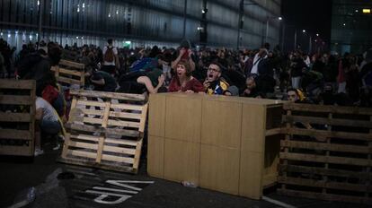 Protestas en el aeropuerto de El Prat convocadas por Tsunami Democràtic tras la sentencia del 'procés'.