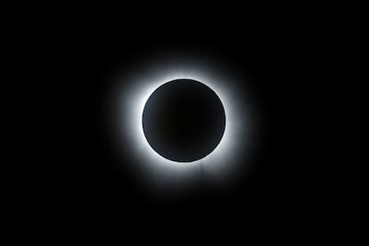 Vista del eclipse total desde la ciudad de Torreón (México).