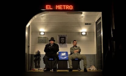 Xavier Boada, a la izquierda, y Pablo Derqui, en una escena de 'Roberto Zucco'.
