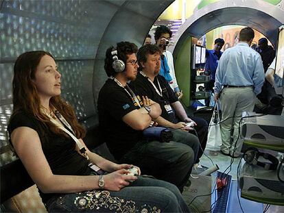 Jugadores en la feria E3