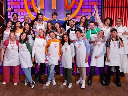 Los primeros aspirantes de 'MasterChef 11'.