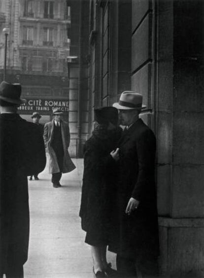 Amantes en la Gare Saint-Lazare c. 1937