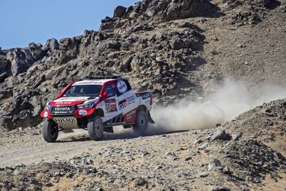 Fernando Alonso en su estreno en el Dakar. Acabó noveno a 15 minutos. 