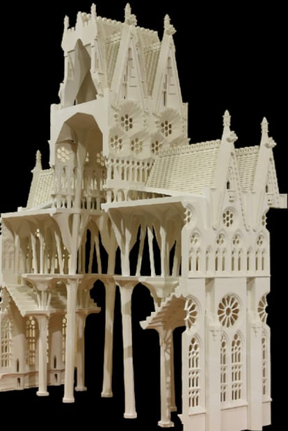 Maqueta de yeso de la solución de Gaudí (1914-1917).