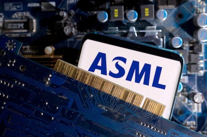 Logo de ASML.