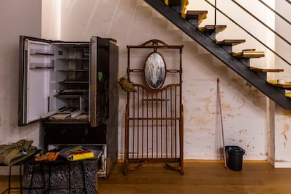 Efectes de la DANA en una casa del carrer Cresenci Chapa, a Catarroja, València