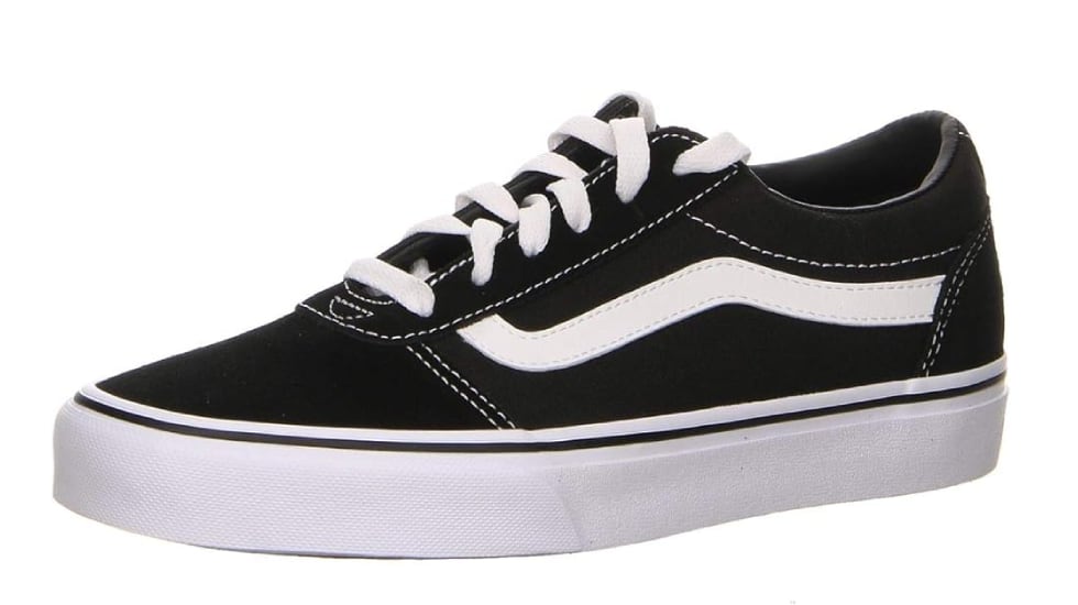 Vista lateral de las zapatillas Vans Ward.