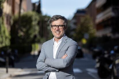 El oftalmólogo José Lamarca, fotografiado en Barcelona.  