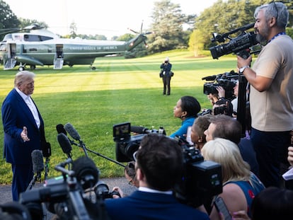 El presidente estadounidense, Donald Trump, antes de volar a la cumbre de la OTAN en La Haya, Países Bajos, este martes.