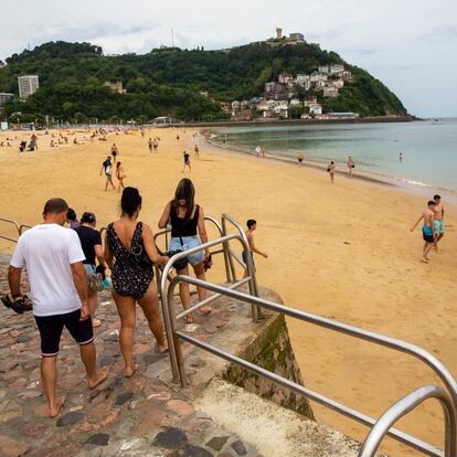 070623 PLAYA La Concha San Sebastian
dia de calor en San sebastian.Playa Ondarreta
foto Javier hernandez