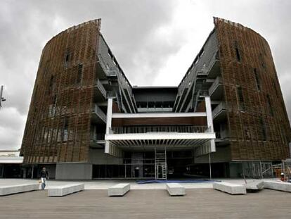 El edificio que albergará el Parque de Investigación Biomédica de Barcelona.