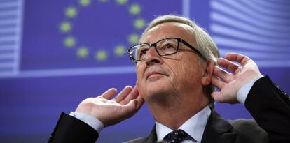 El presidente de la Comisi&oacute;n Europea (CE), Jean-Claude Juncker, da una rueda de prensa sobre el esc&aacute;ndalo LuxLeaks. EFE/Archivo