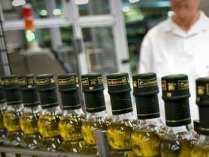 La mala fama del aceite de oliva en Estados Unidos provoca un desplome en el resultado de Deoleo