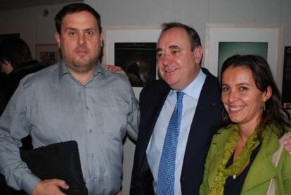 Junqueras, el 2012 amb Salmond (SNP) i l'aleshores eurodiputada d'ERC Ana Miranda.