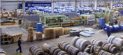 Interior de una planta de Acerinox.