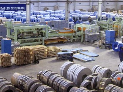 Interior de una planta de Acerinox.