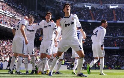 Morata celebra el gol de Benzema, a pase suyo.