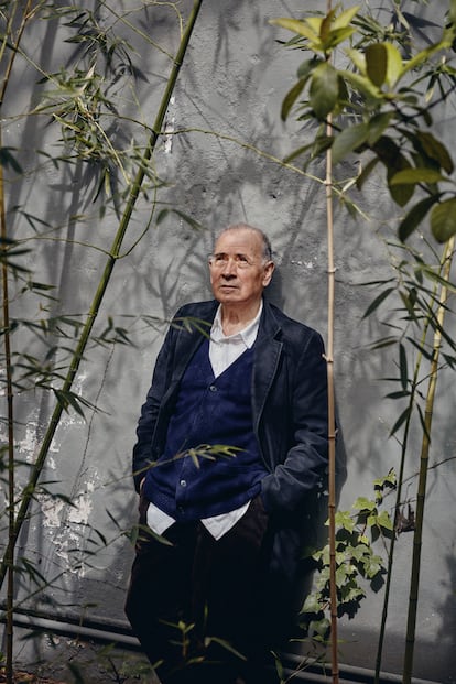 El filósofo, ensayista y profesor Víctor Gómez Pin, fotografiado en Barcelona, su ciudad natal y donde vive.