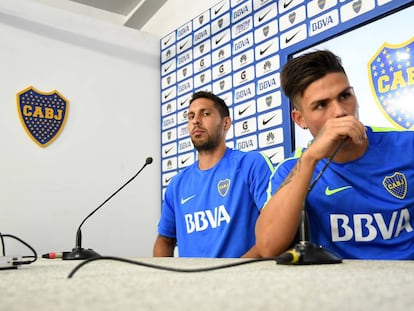 Juan Manuel Insaurralde y Jonathan Silva en la rueda de prensa.