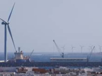 Turbina de viento de Siemens Gamesa en el puerto de Arinaga en Gran Canaria.