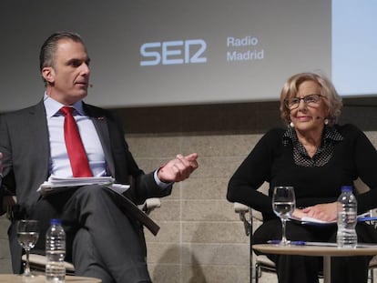 Javier Ortega Smith y Manuela Carmena, durante el debate previo a las elecciones municipales organizado este lunes por EL PAÍS y la Cadena SER.