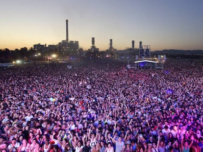 Asistentes al Barcelona Beach Festival del 2016.