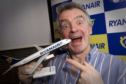 El presidente de Ryanair, Michael O'Leary, durante el anuncio de seis nuevas rutas desde el aeropuerto de El Prat.