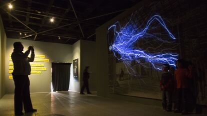 Una de las salas de la exposici&oacute;n sobre Nikola Tesla.