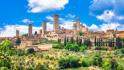 Vista de San Gimignano, pueblo medieval de la región italiana de la Toscana famoso por sus torres.