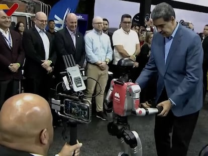 El baile de Nicolás Maduro con un robot humanoide