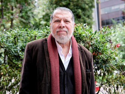 Ibsen Martínez, escritor venezolano, en Bogotá, Colombia, el 19 de septiembre de 2023.