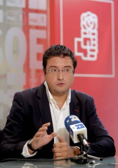El secretario de Organización del PSOE, Óscar López, ha respaldado la concesión del tercer grado y ha reafirmado la lealtad de su partido con la política penitenciaria del Gobierno.