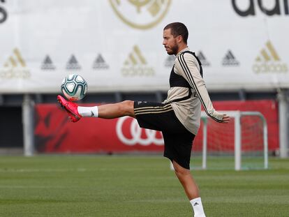 Eden Hazard, este lunes durante el primer entrenamiento en Valdebebas después del confinamiento.