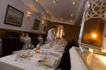 <b>Interior del Restaurante Dar Moha, en el barrio de Las Letras de Madrid</b>