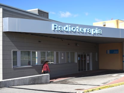 Foto del exterior del centro de radioterapia del Hospital de Torrejón.