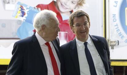 Feijóo junto al ministro Margallo