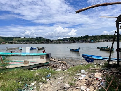 Zona del Río Esmeraldas afectada por el derrame de petróleo.
