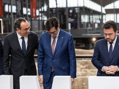 Debate electoral organizado por Pimec en Barcelona. De derecha a izquierda, Pere Aragonès, Salvador Illa y Josep Rull, representante de Junts en ausencia de Carles Puigdemont.