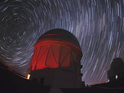 Telescópios como o da imagem (no Chile) ajudam a entender a origem do universo