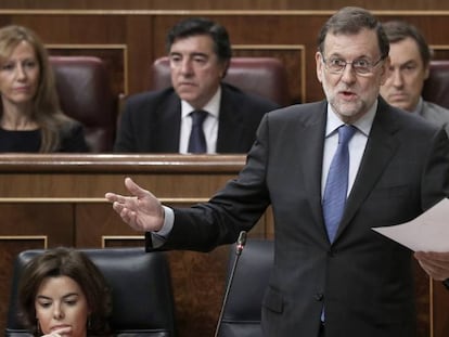 Rajoy y S&aacute;enz de Santamar&iacute;a en Congreso de los Diputados. 