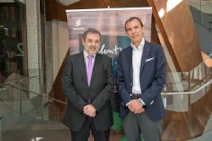 Luis Miguel Gilp&eacute;rez, presidente de Telef&oacute;nica Espa&ntilde;a, junto al consejero delegado de Ericsson Espa&ntilde;a, Jos&eacute; Antonio L&oacute;pez, durante la presentaci&oacute;n del acuerdo.