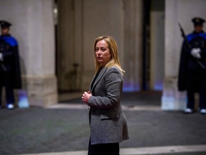 La primera ministra italiana, Giorgia Meloni, esperaba este jueves la llegada del presidente mauritano a las puertas del Palacio Chigi.